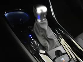Toyota C-HR thumbnail 24