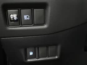 Toyota C-HR thumbnail 26