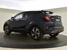 Toyota C-HR thumbnail 6
