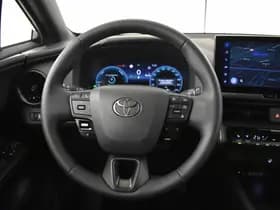 Toyota C-HR thumbnail 13