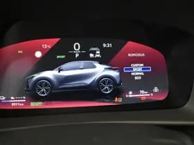 Toyota C-HR thumbnail 17
