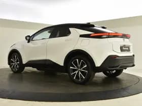 Toyota C-HR thumbnail 6