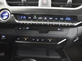 Lexus UX thumbnail 20