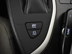 Lexus UX thumbnail 21