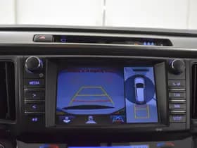 Toyota RAV4 thumbnail 11