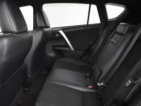 Toyota RAV4 thumbnail 18