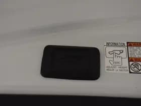 Toyota RAV4 thumbnail 30