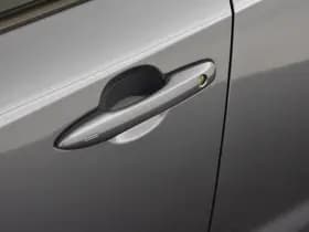 Toyota Corolla thumbnail 16