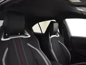 Toyota Corolla thumbnail 3