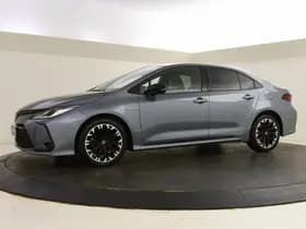 Toyota Corolla thumbnail 5