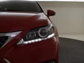 Lexus CT thumbnail 31
