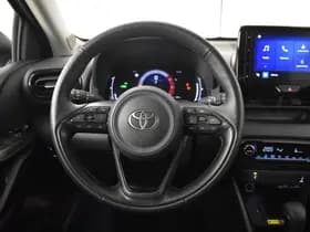 Toyota Yaris thumbnail 11