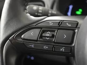 Toyota Yaris thumbnail 12