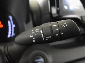 Toyota Yaris thumbnail 15