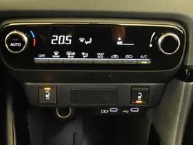 Toyota Yaris thumbnail 19