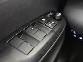 Toyota Yaris thumbnail 22