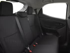 Toyota Yaris thumbnail 24
