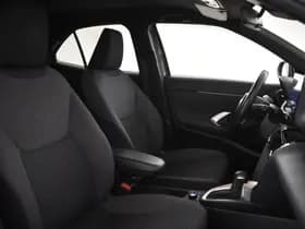 Toyota Yaris Cross thumbnail 3