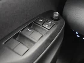 Toyota Yaris Cross thumbnail 21