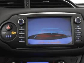 Toyota Yaris thumbnail 11