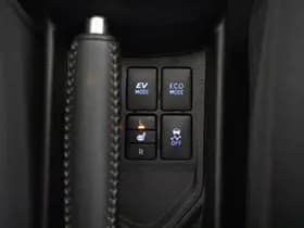 Toyota Yaris thumbnail 13