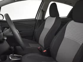 Toyota Yaris thumbnail 15