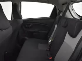 Toyota Yaris thumbnail 16