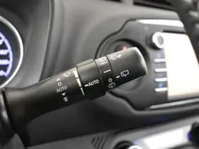 Toyota Yaris thumbnail 22
