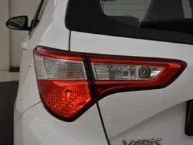 Toyota Yaris thumbnail 27
