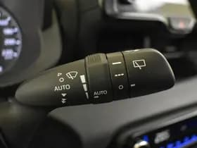 Toyota Yaris thumbnail 17