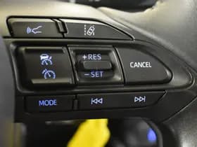 Toyota Yaris thumbnail 18