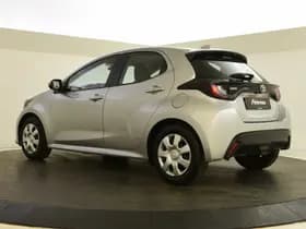Toyota Yaris thumbnail 6