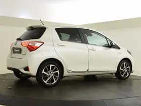 Toyota Yaris thumbnail 2
