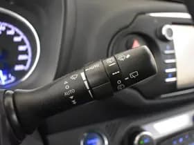 Toyota Yaris thumbnail 15