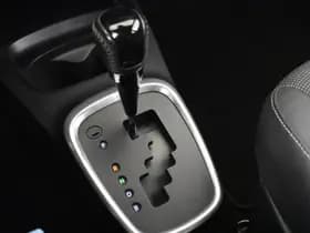 Toyota Yaris thumbnail 21