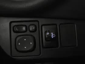 Toyota Yaris thumbnail 23