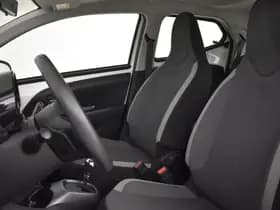 Toyota Aygo thumbnail 16
