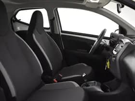 Toyota Aygo thumbnail 3
