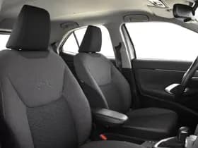 Toyota Yaris Cross thumbnail 3