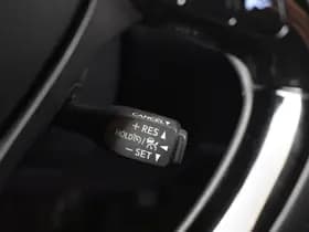 Toyota C-HR thumbnail 18