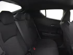 Toyota C-HR thumbnail 24