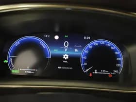 Toyota Corolla thumbnail 16