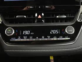 Toyota Corolla thumbnail 21