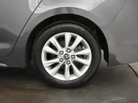 Toyota Corolla thumbnail 29