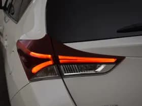 Toyota Auris thumbnail 17