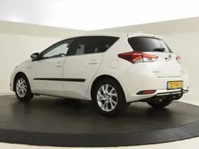 Toyota Auris thumbnail 6