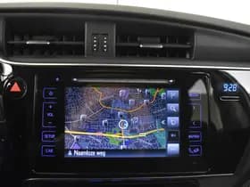 Toyota Auris thumbnail 10