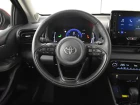 Toyota Yaris thumbnail 11