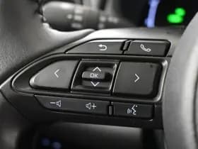 Toyota Yaris thumbnail 12