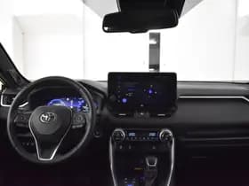 Toyota RAV4 thumbnail 4